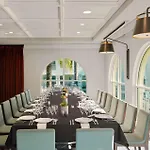 Hayes Mansion San Jose, Curio Collection by Hilton
