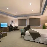 The Row Hotel; BW Signature Collection