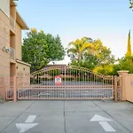Studios Inn