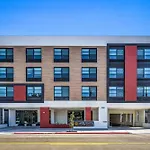 La Quinta Inn & Suites By Wyndham San Jose Airport-Downtown
