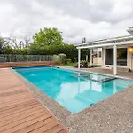 Luxury 5Br Retreat With Pool Fire Pit & Valley Views