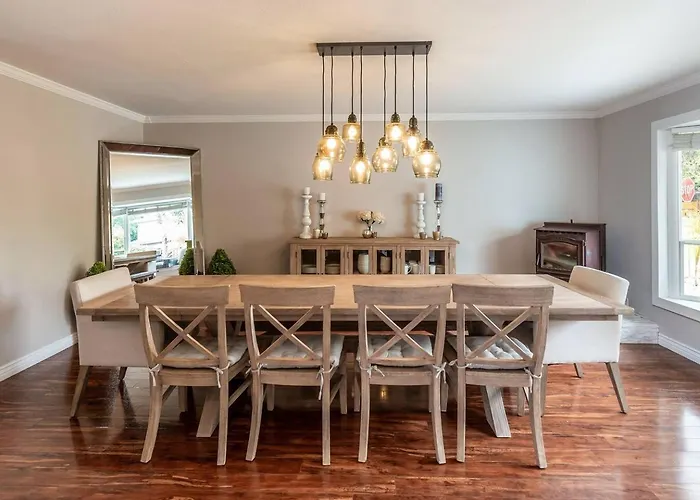 Silicon Valley Family Oasis 5-Bedroom Luxury Home