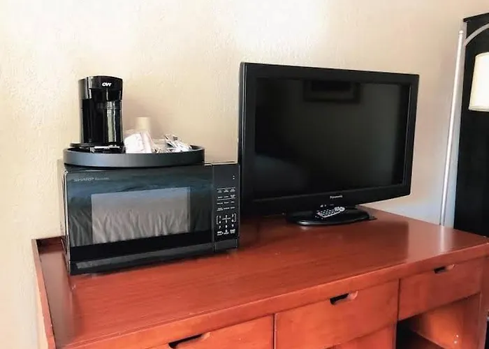 Super 8 By Wyndham San Jose Airport