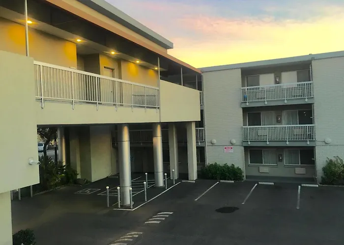 Pacific Motor Inn