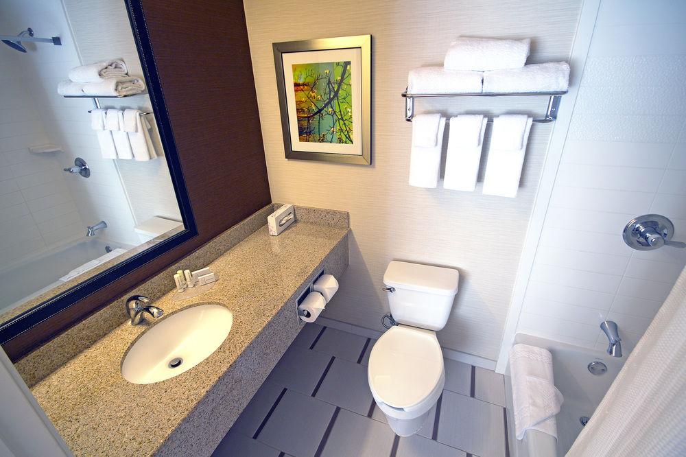 Fairfield And By Marriott Airport Hotel San Jose