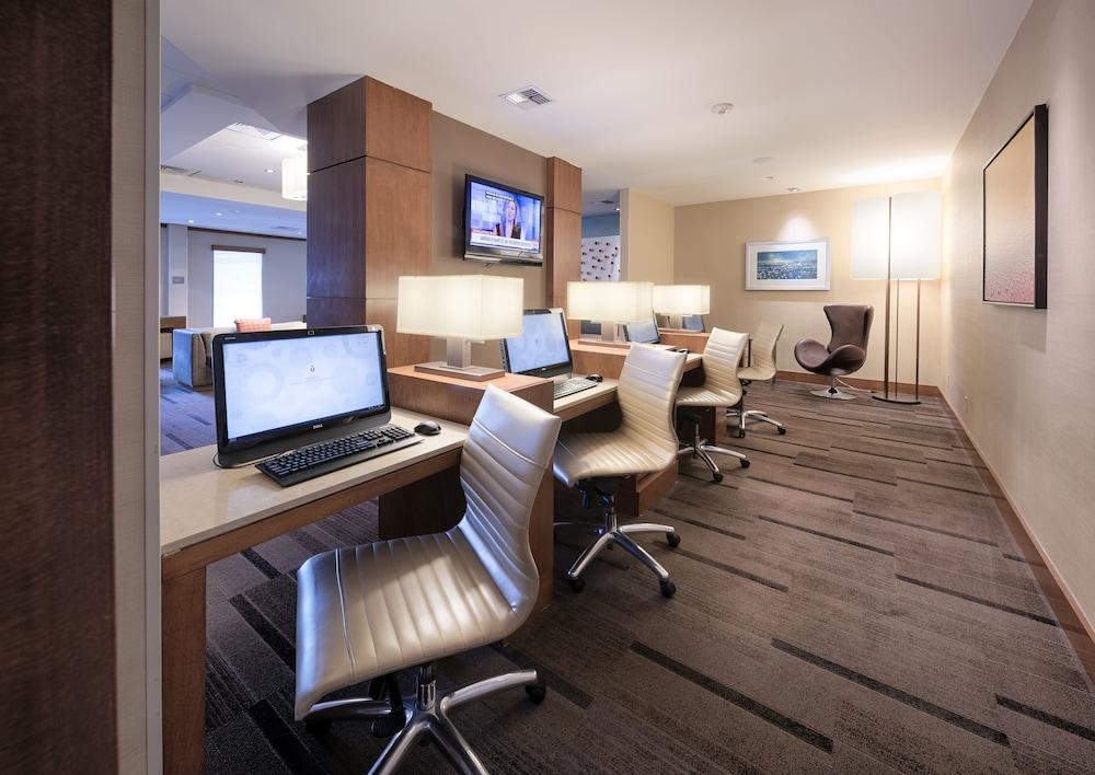 Hyatt Place San Jose, Downtown 3*