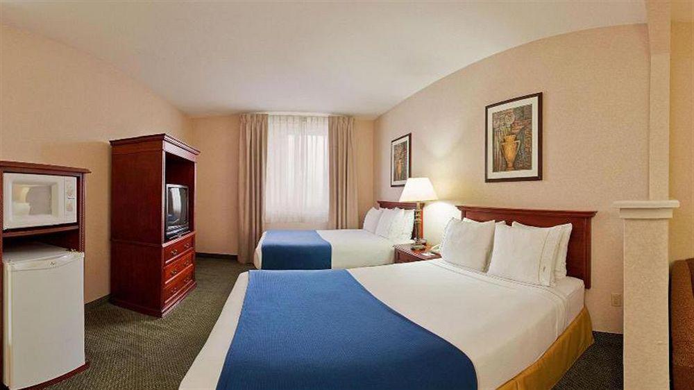Country & By Radisson, International Airport, Ca Hotel 3*