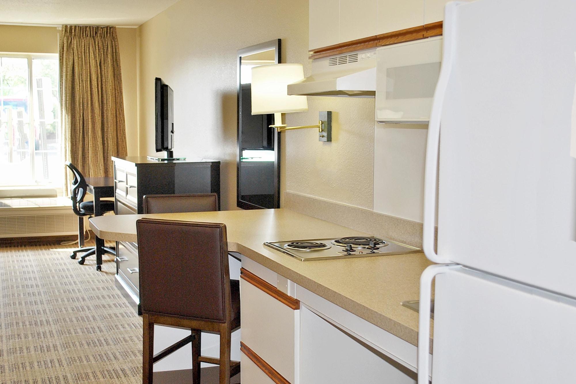 Extended America - - Downtown Hotel