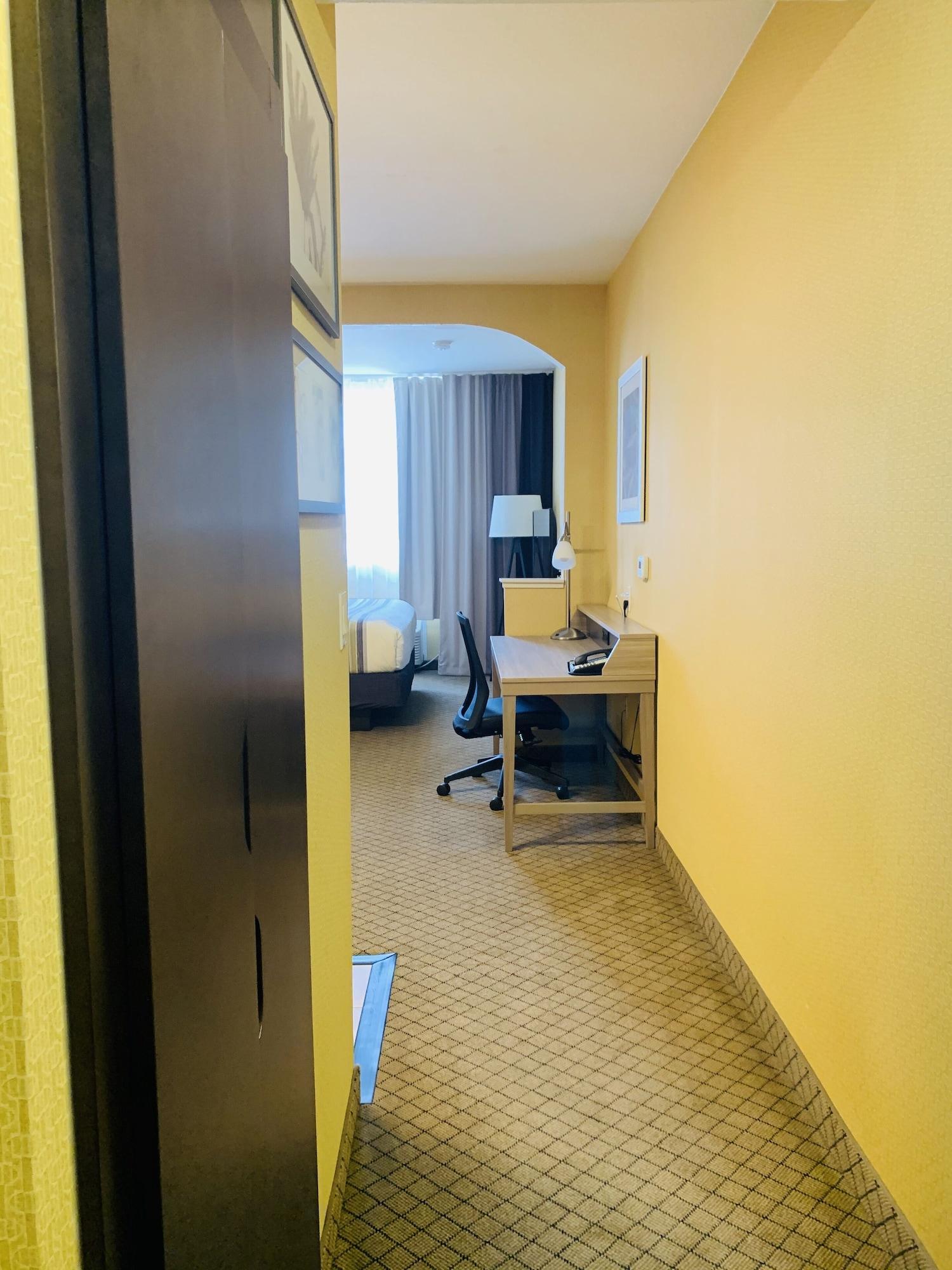 Country & By Radisson, International Airport, Ca Hotel San Jose