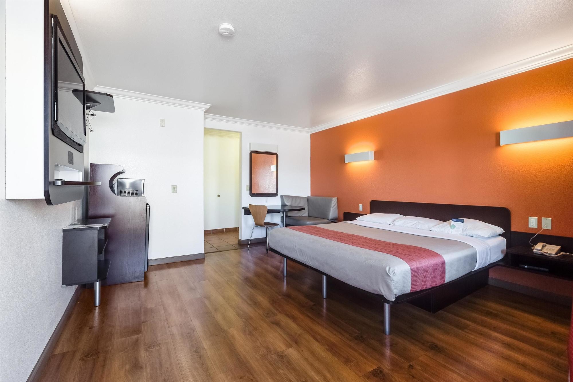 Hotel 6-san Jose, Ca - Convention Center 2*