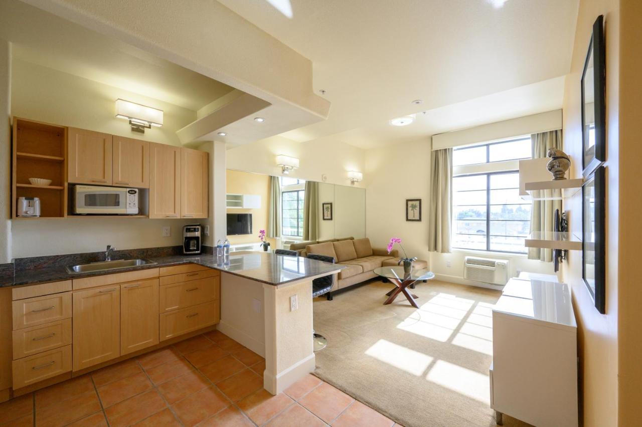 Aparthotel Studios Inn 3*