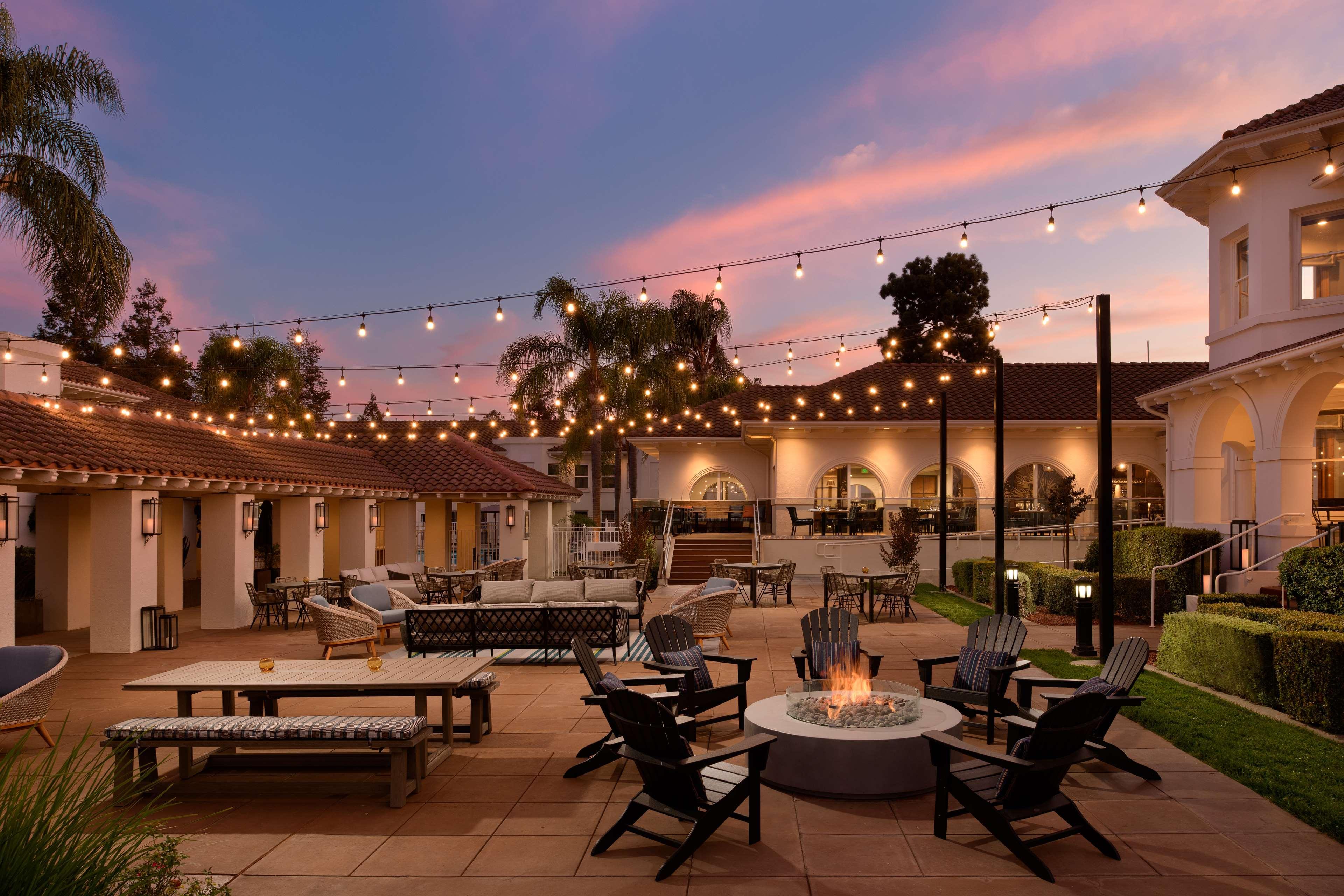 Hotel Hayes Mansion San Jose, Curio Collection By Hilton