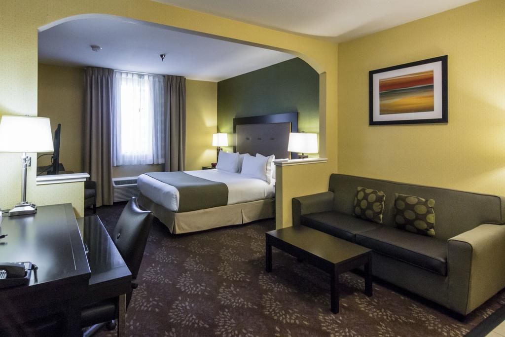 Hotel Country & By Radisson, International Airport, Ca San Jose