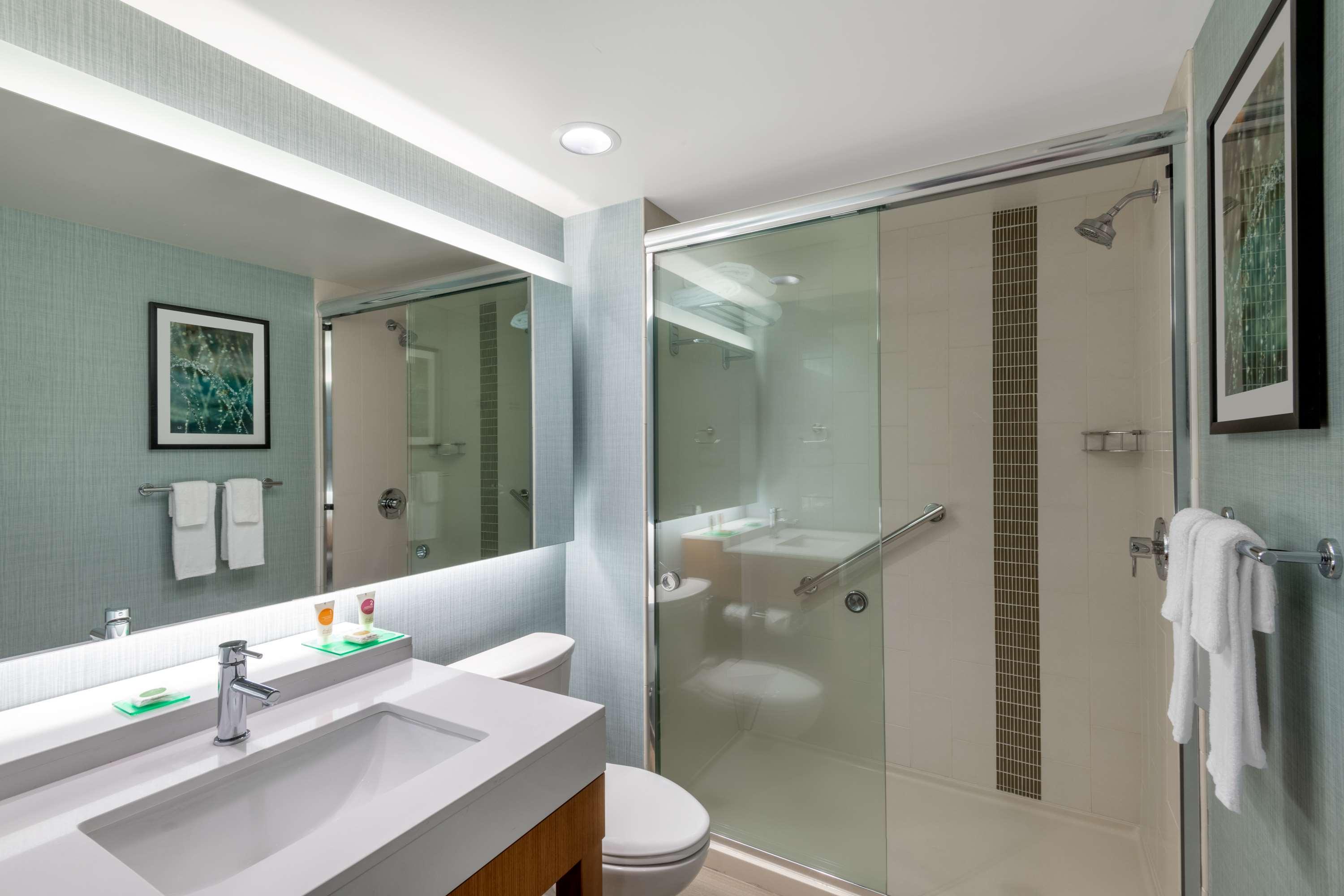 Hyatt Place Airport Hotel