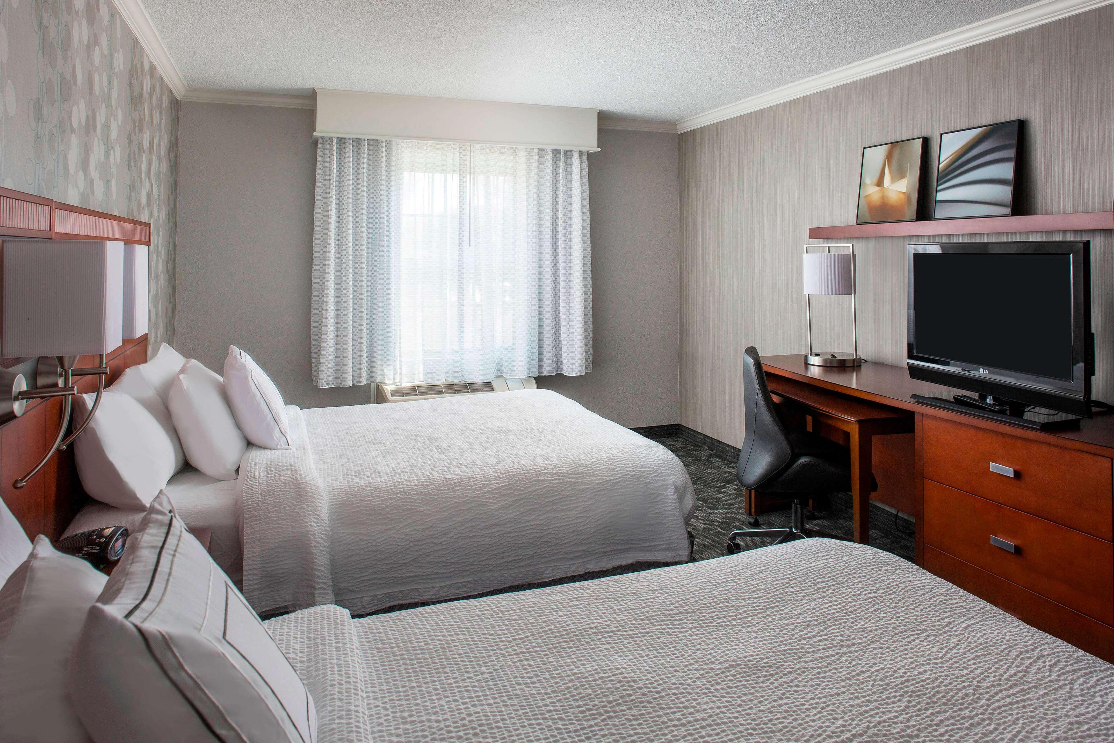 Hotel Sonesta Select Airport 3*