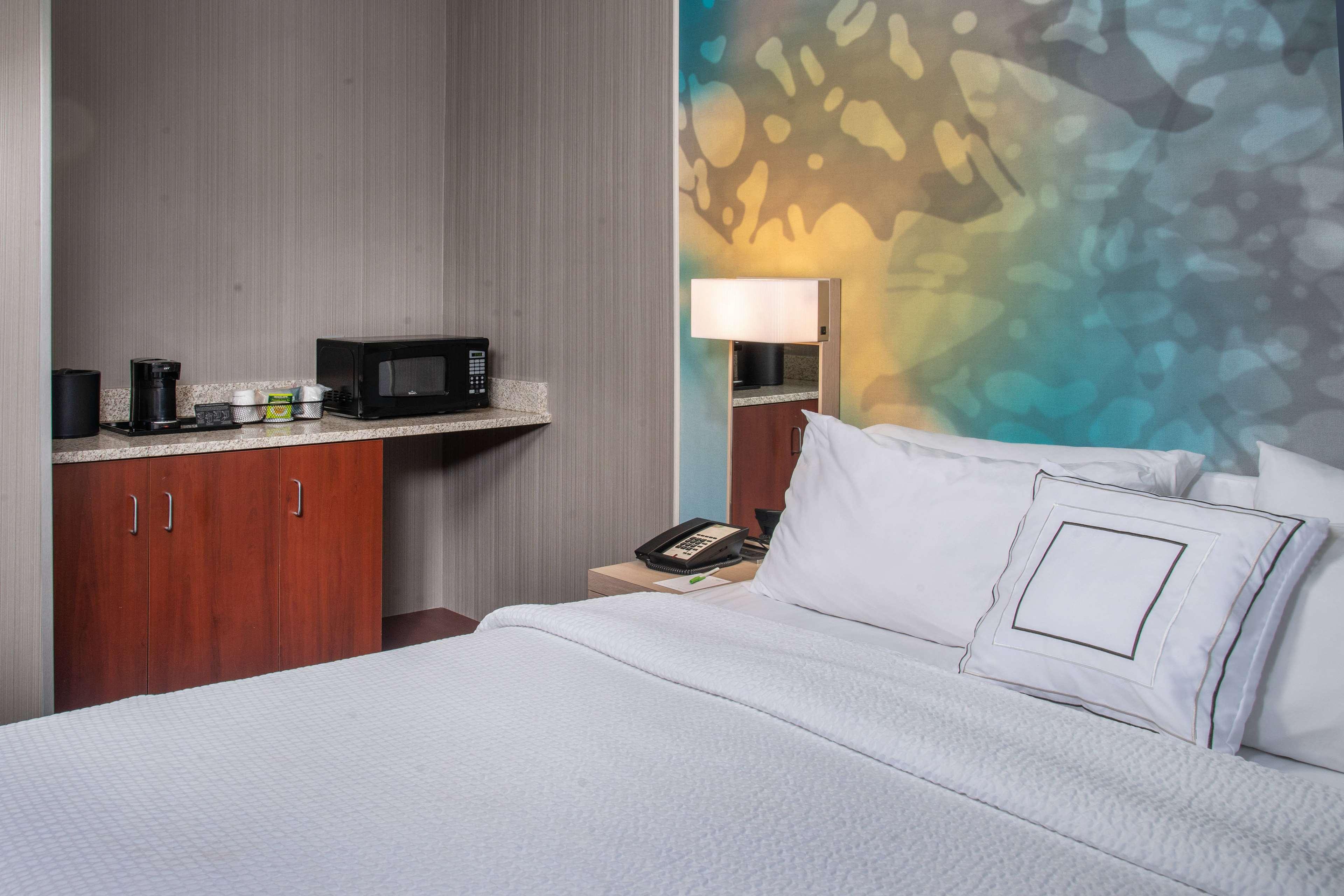 Sonesta Select Airport Hotel San Jose