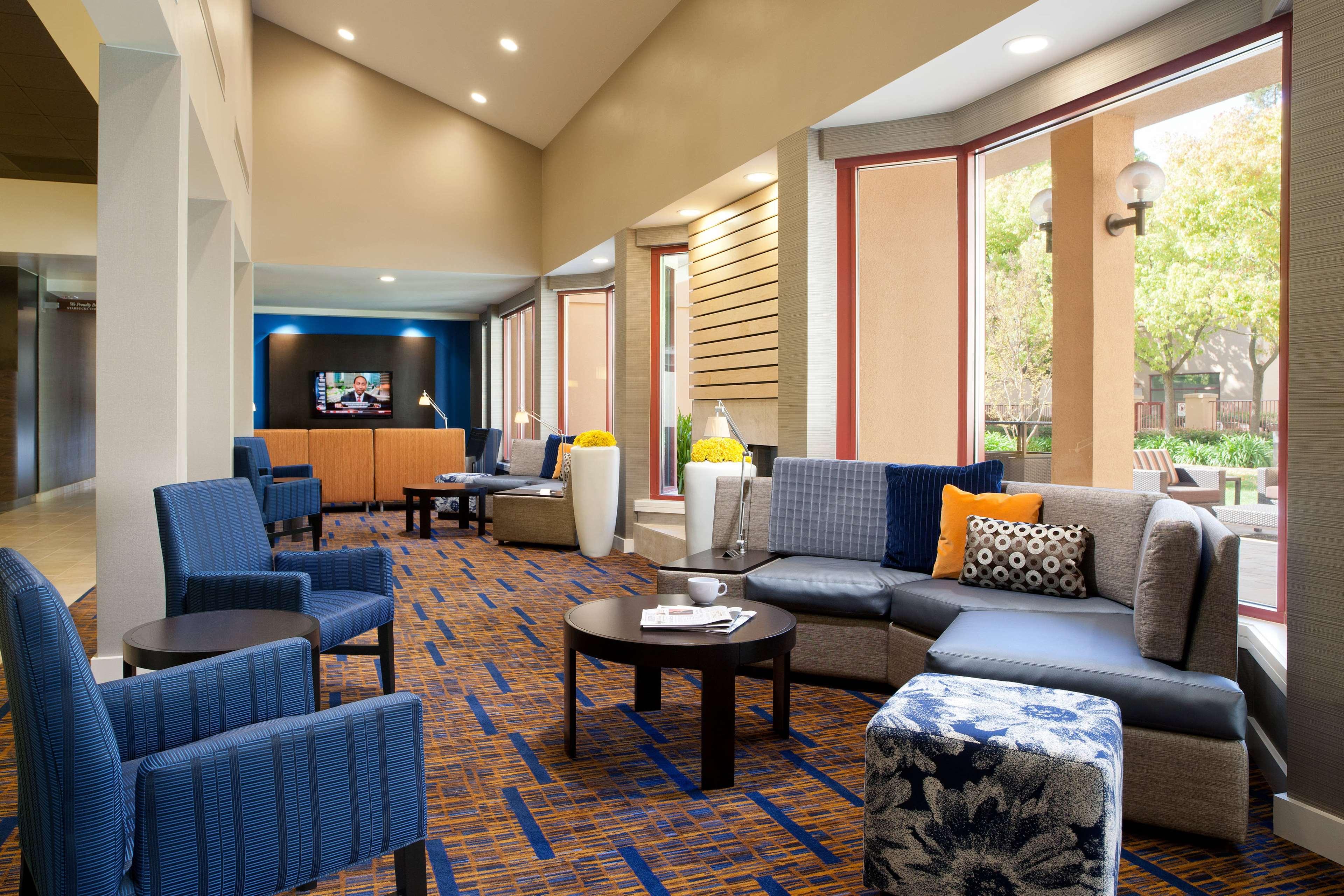 Sonesta Select Airport Hotel San Jose