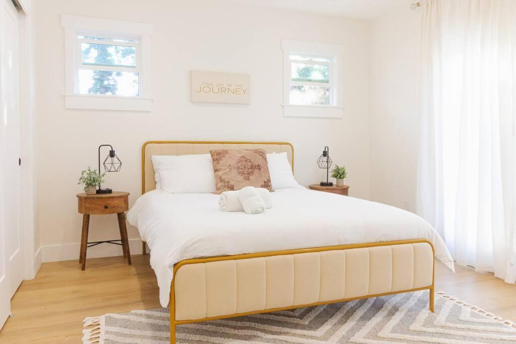 In The Heart Of Willow Glen * San Jose