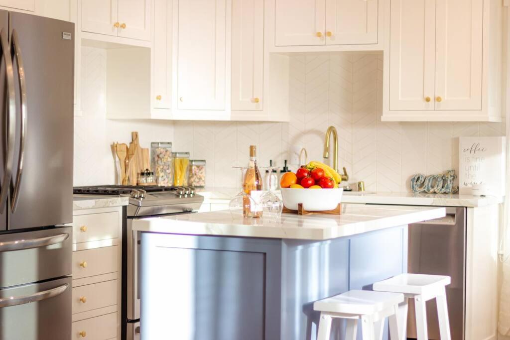 In The Heart Of Willow Glen Villa