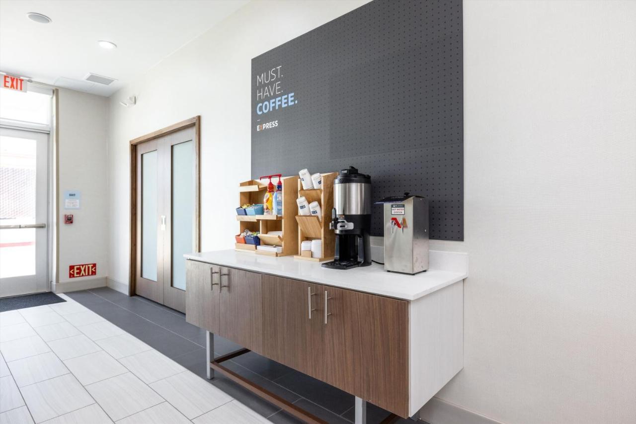 Hotel Express & - Silicon Valley By Ihg San Jose
