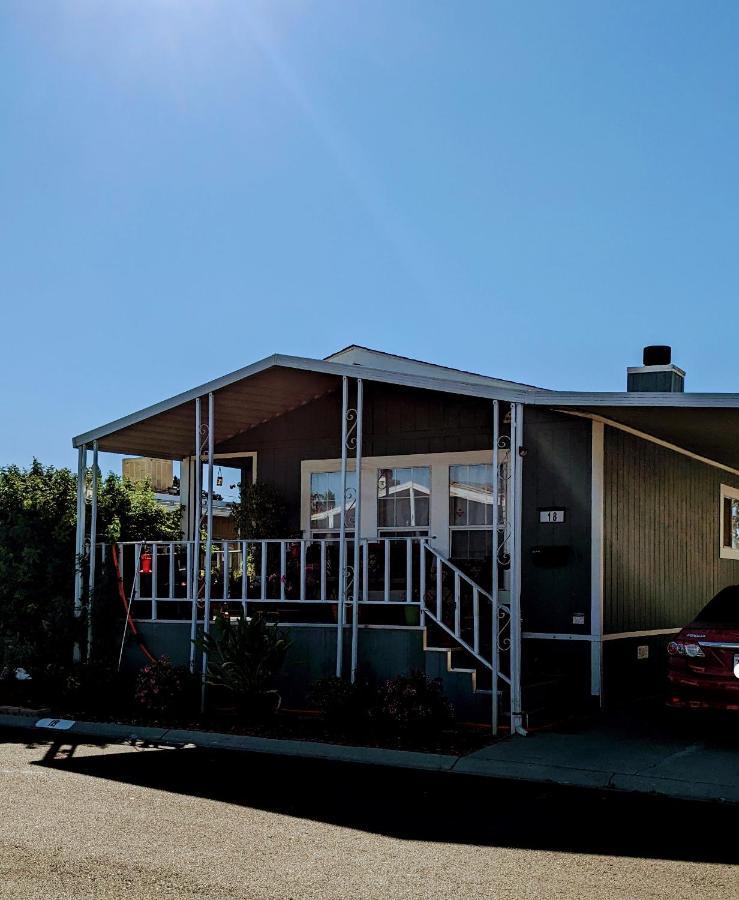 Cozy In A Bungalow * San Jose