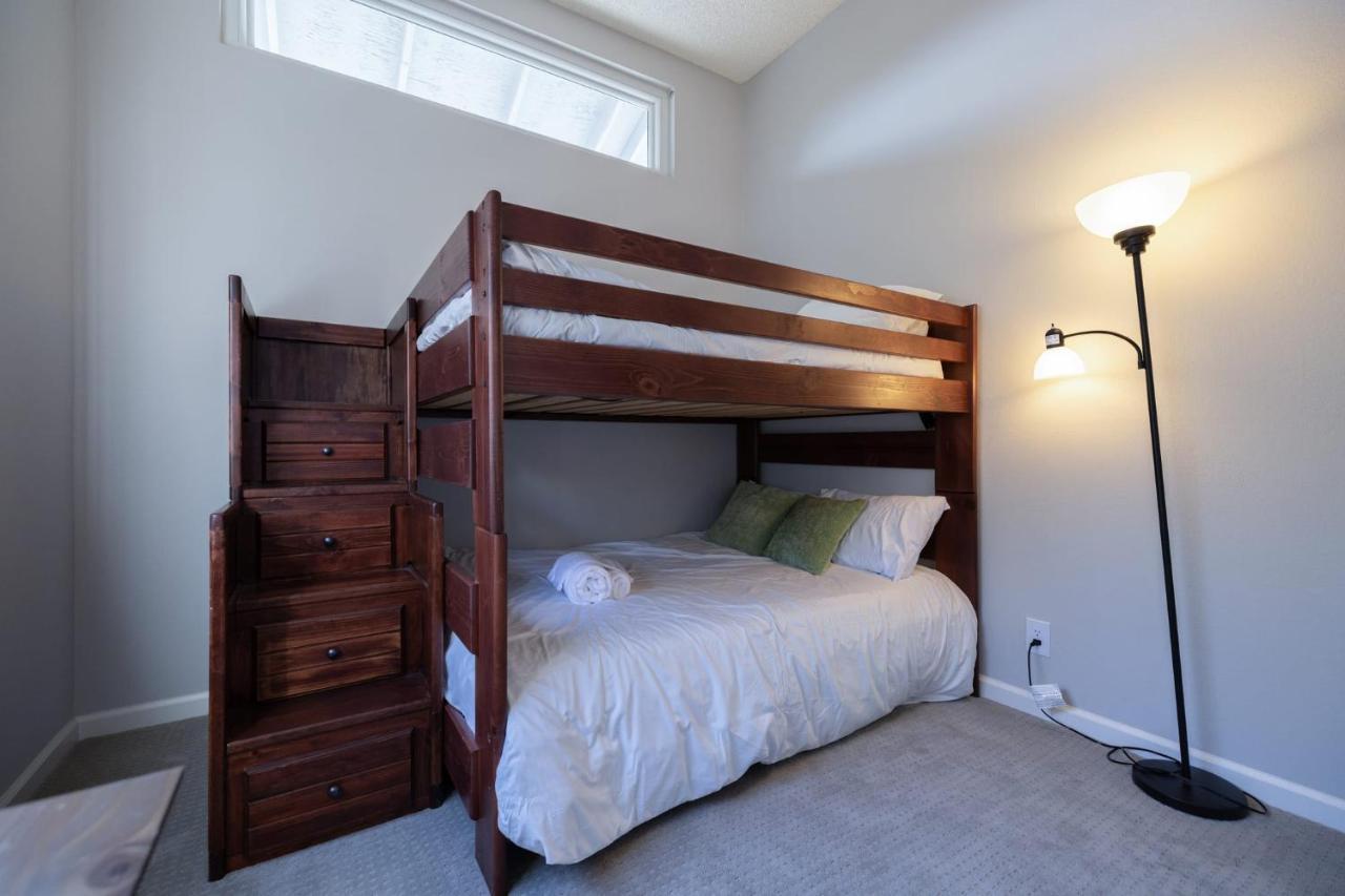 Holiday home @ Marbella Lane - 4br Cozy In Sj Pool