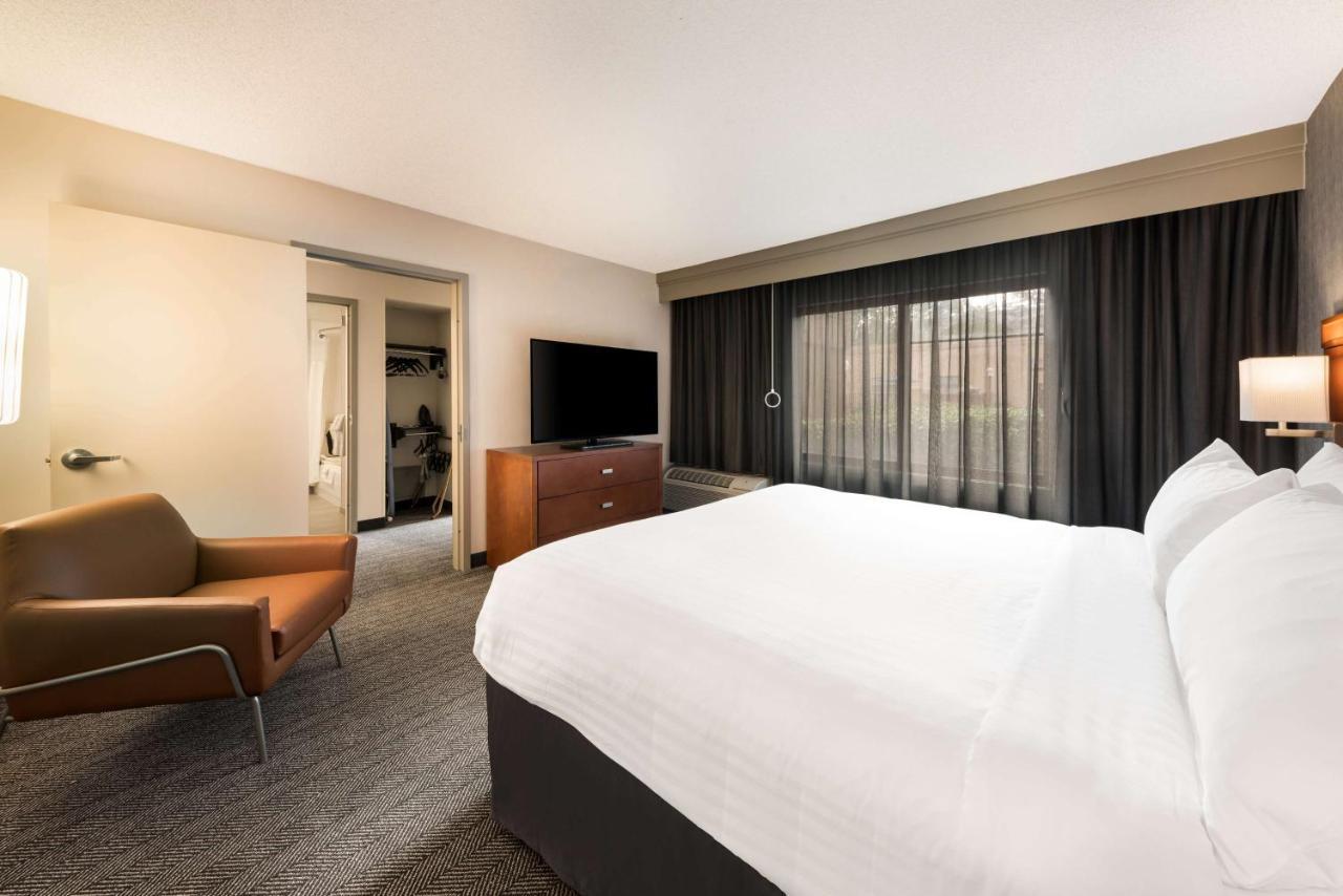 Hotel Sonesta Select Airport San Jose
