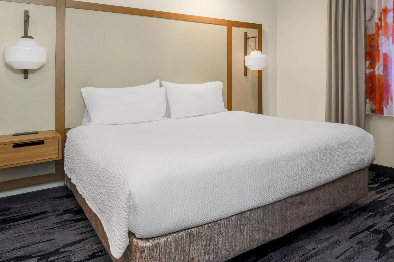 Fairfield And By Marriott Airport 3*
