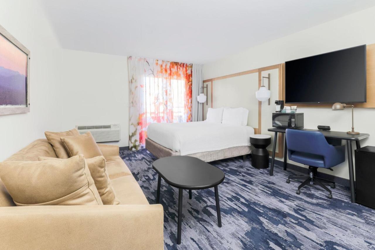 Hotel Fairfield And By Marriott Airport 3*