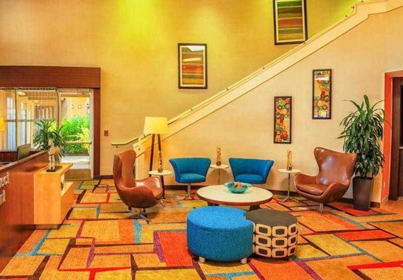 Fairfield And By Marriott Airport 3* San Jose
