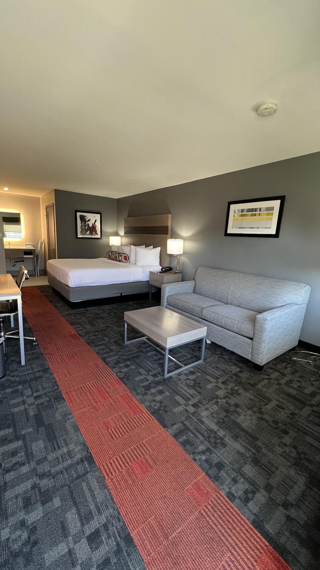 Pacific Motor Hotel 2*