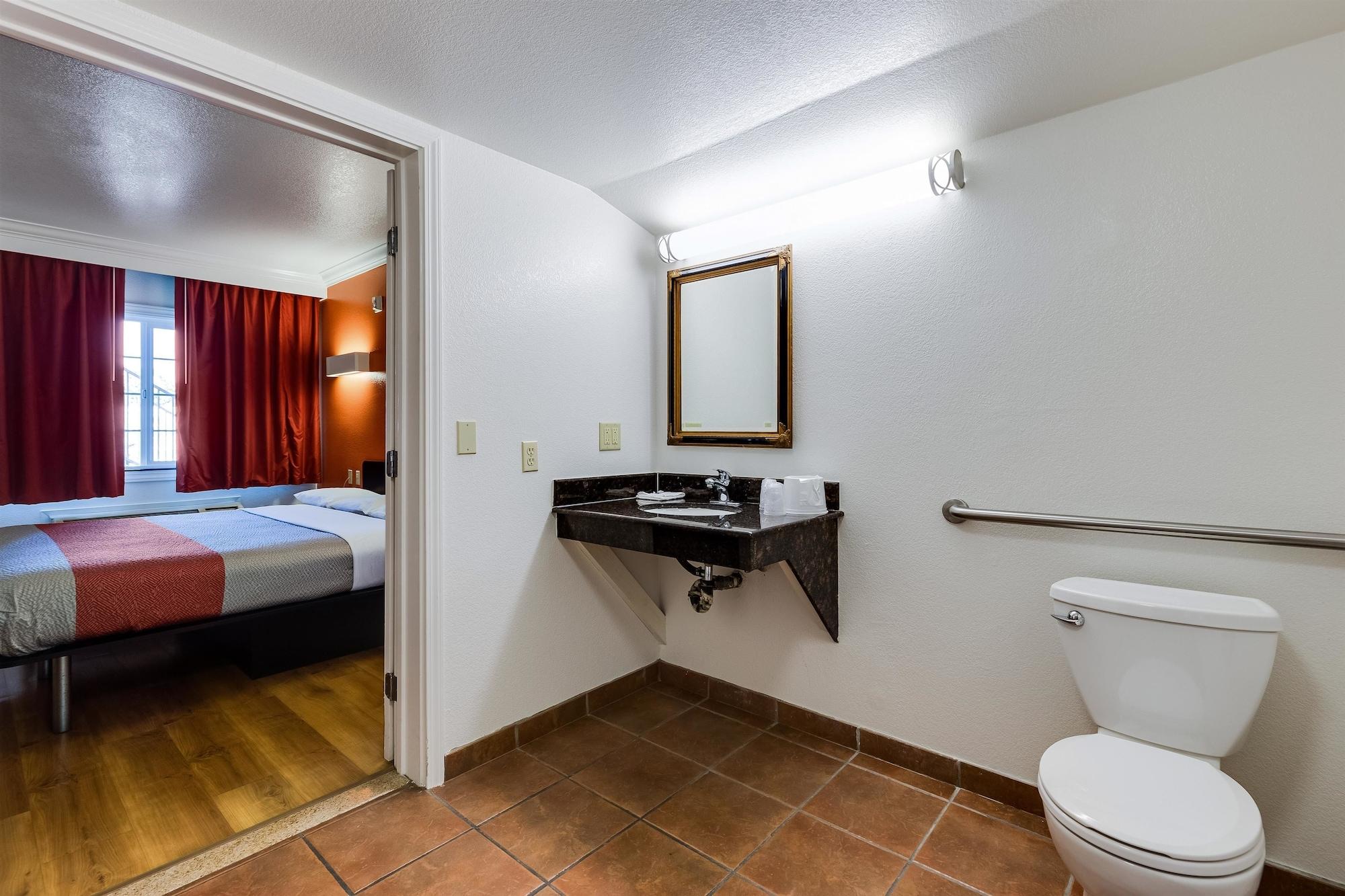 Hotel 6-san Jose, Ca - Convention Center San Jose