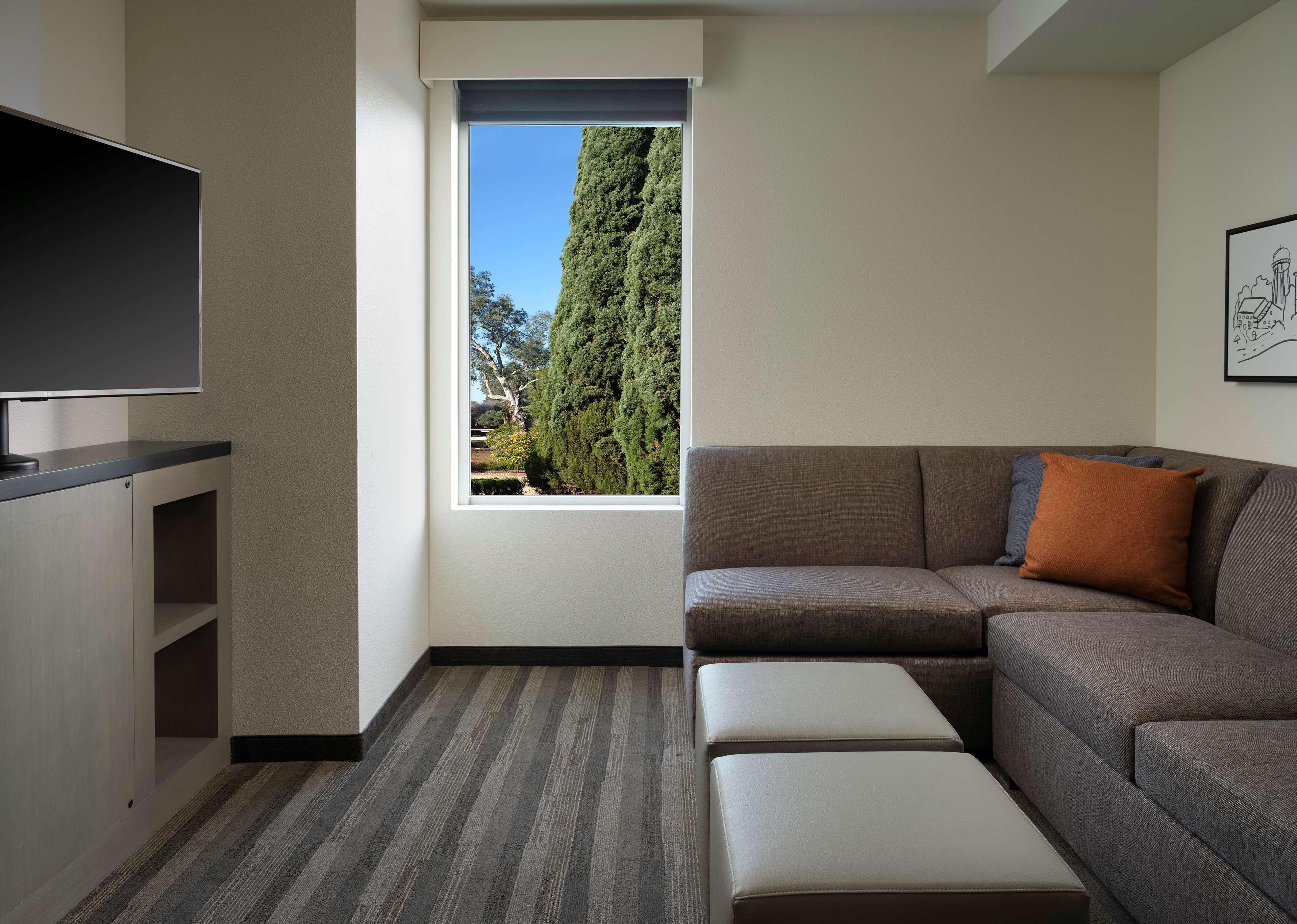 Hyatt House Airport