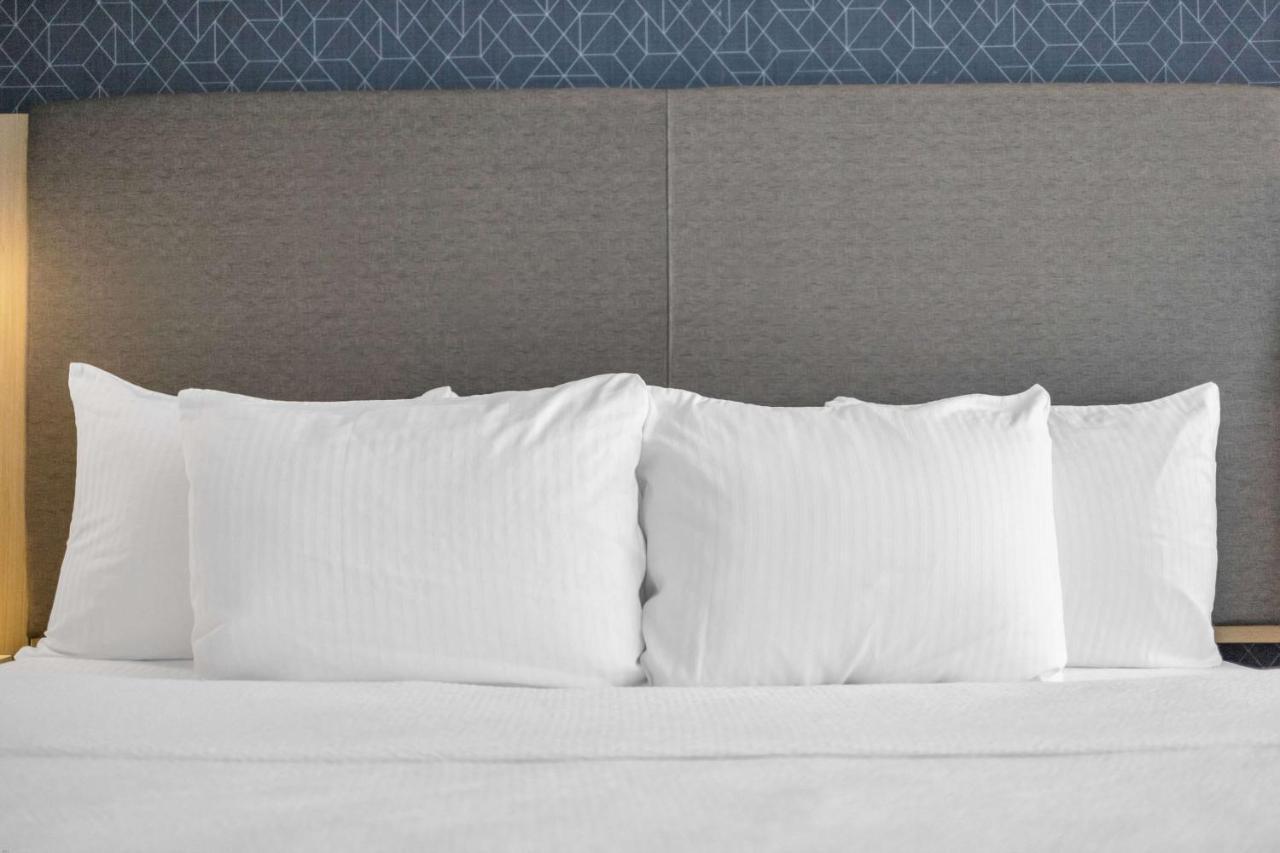 La Quinta & By Wyndham Airport-downtown Hotel 3*
