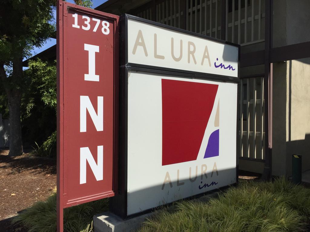 Alura Motel