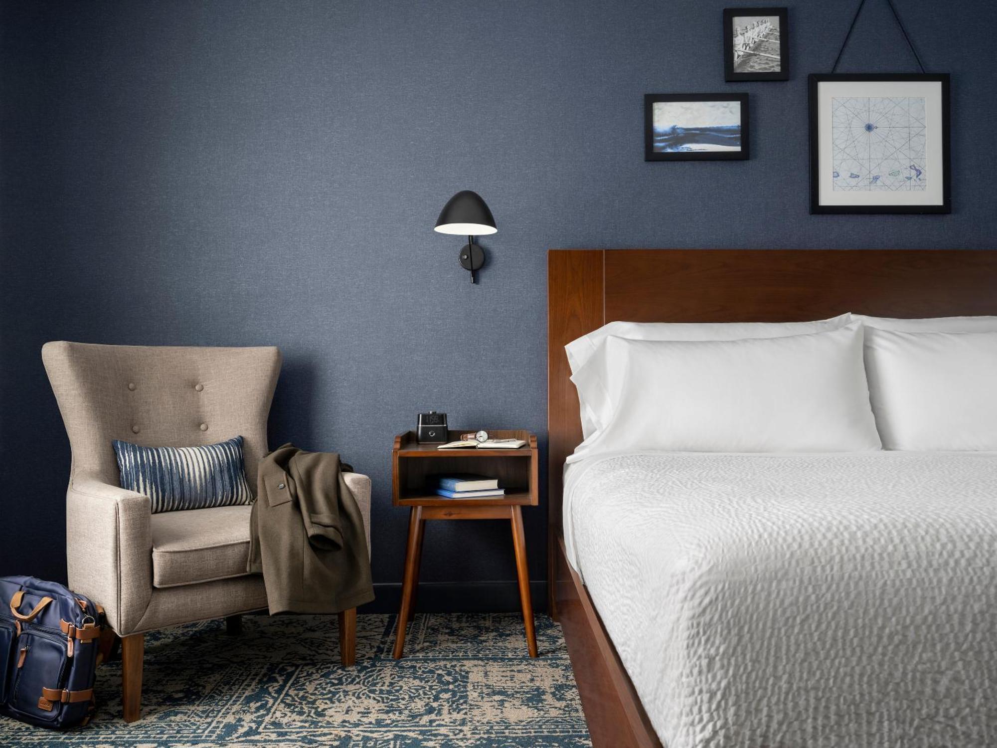 Hotel Four Points By Sheraton Downtown 3*