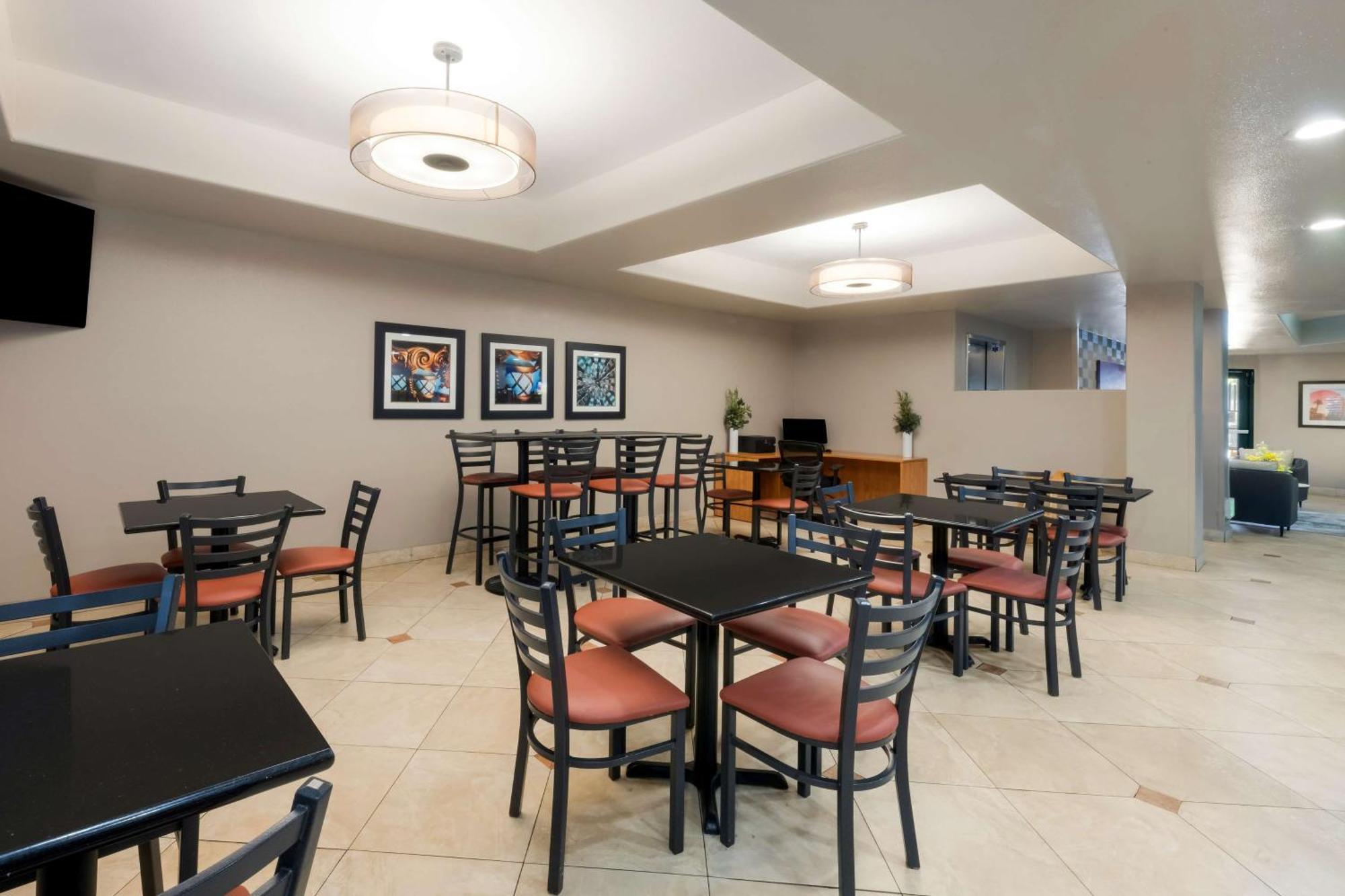 Western Lanai Garden & San Jose