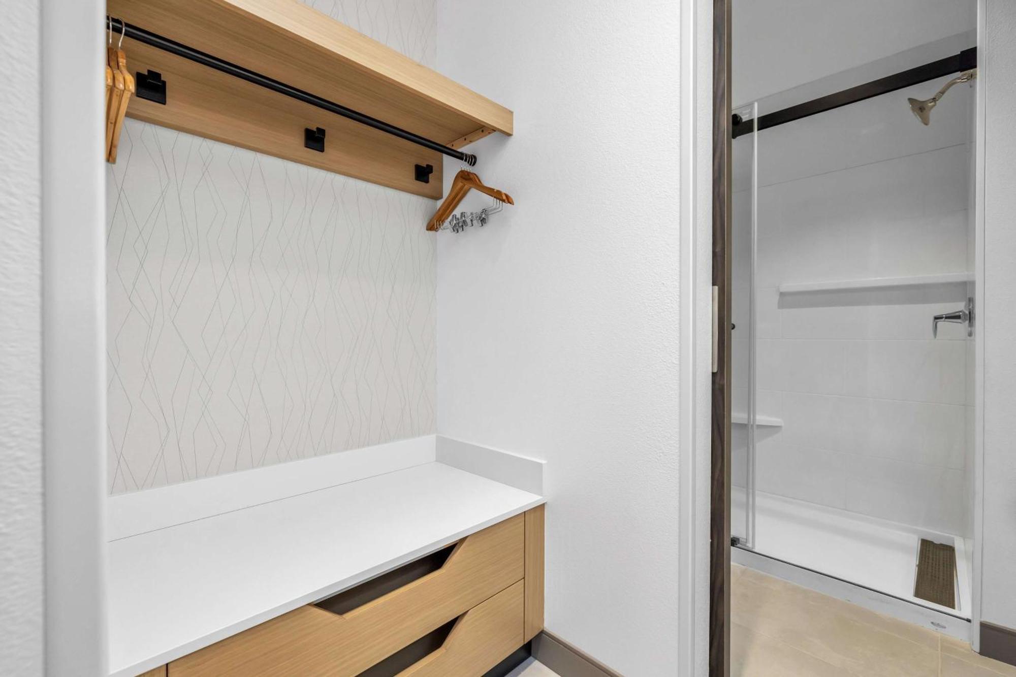 La Quinta & By Wyndham Airport-downtown 3*