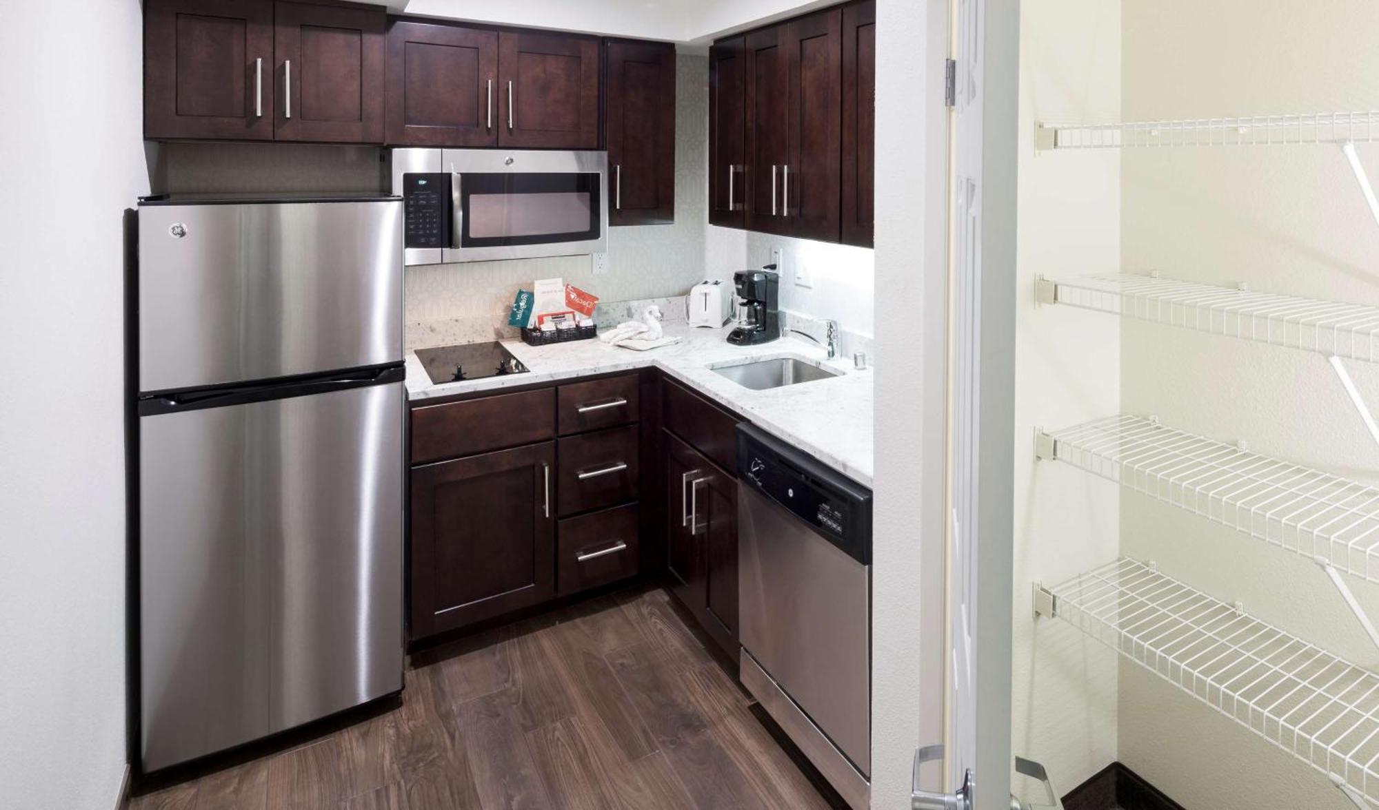 Homewood By Hilton Airport-silicon Valley Hotel