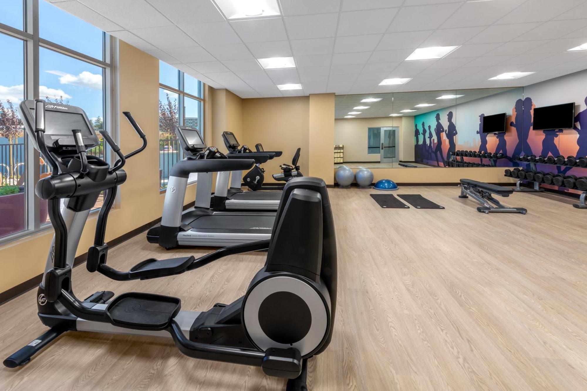 Hotel Hyatt Place Airport 3*