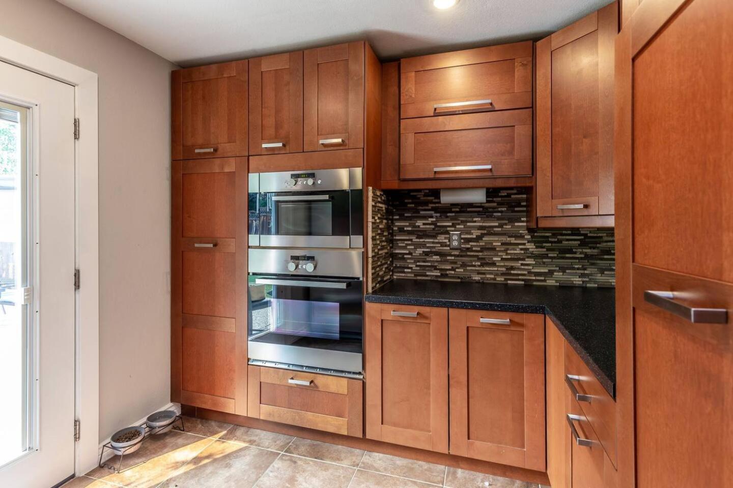 Silicon Valley Family Oasis 5-bedroom Luxury *