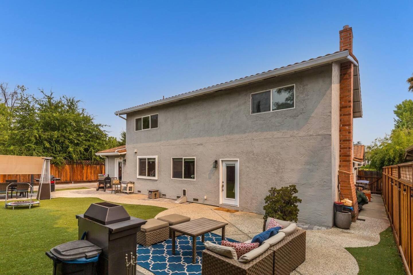 Silicon Valley Family Oasis 5-bedroom Luxury Holiday home