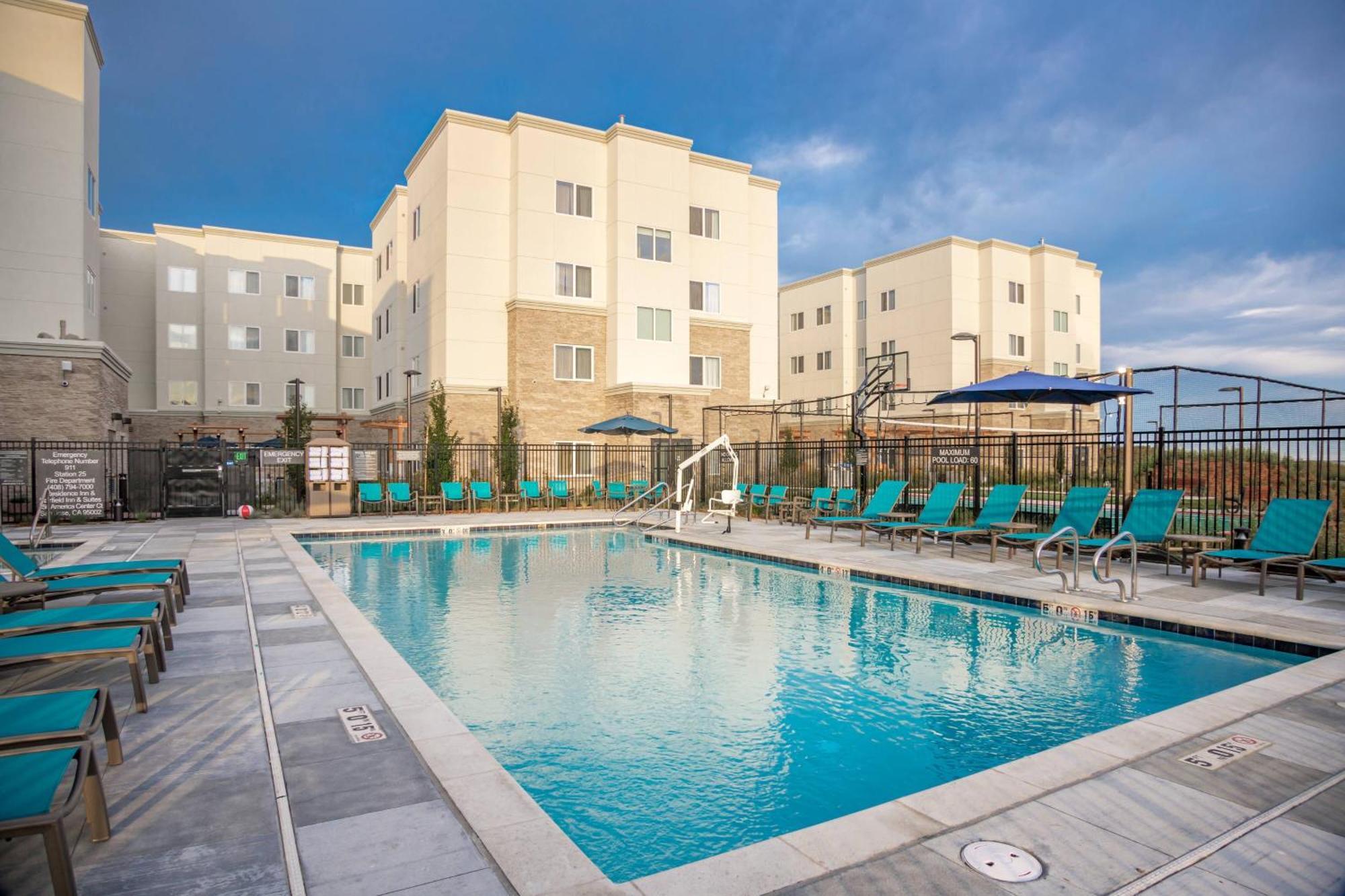 By Marriott North/silicon Valley Hotel 3*