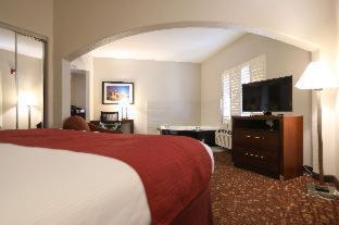 Western Lanai Garden & 3*