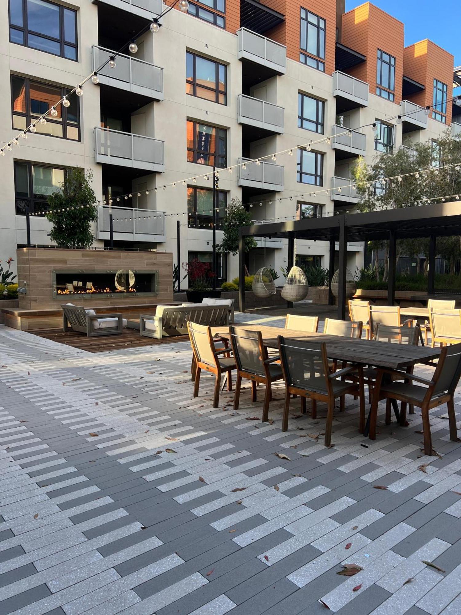 Apartment Sale 10 Min To Sjc Close To Santana Row With Free Parking