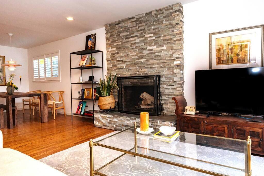 Wow Great Location Beautiful 4br 3ba House Better Than