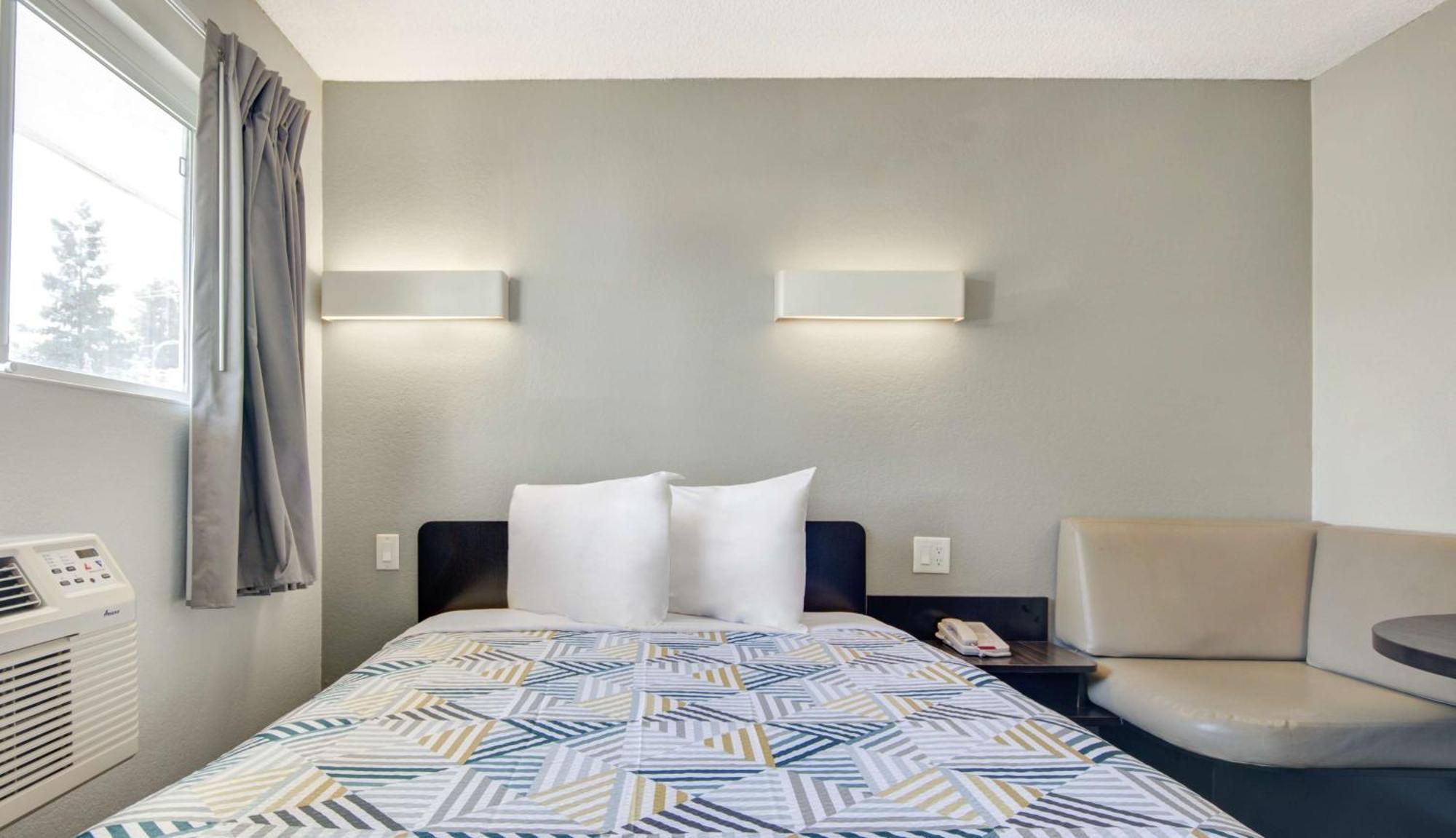 Hotel 6-san Jose, Ca - Airport 2*