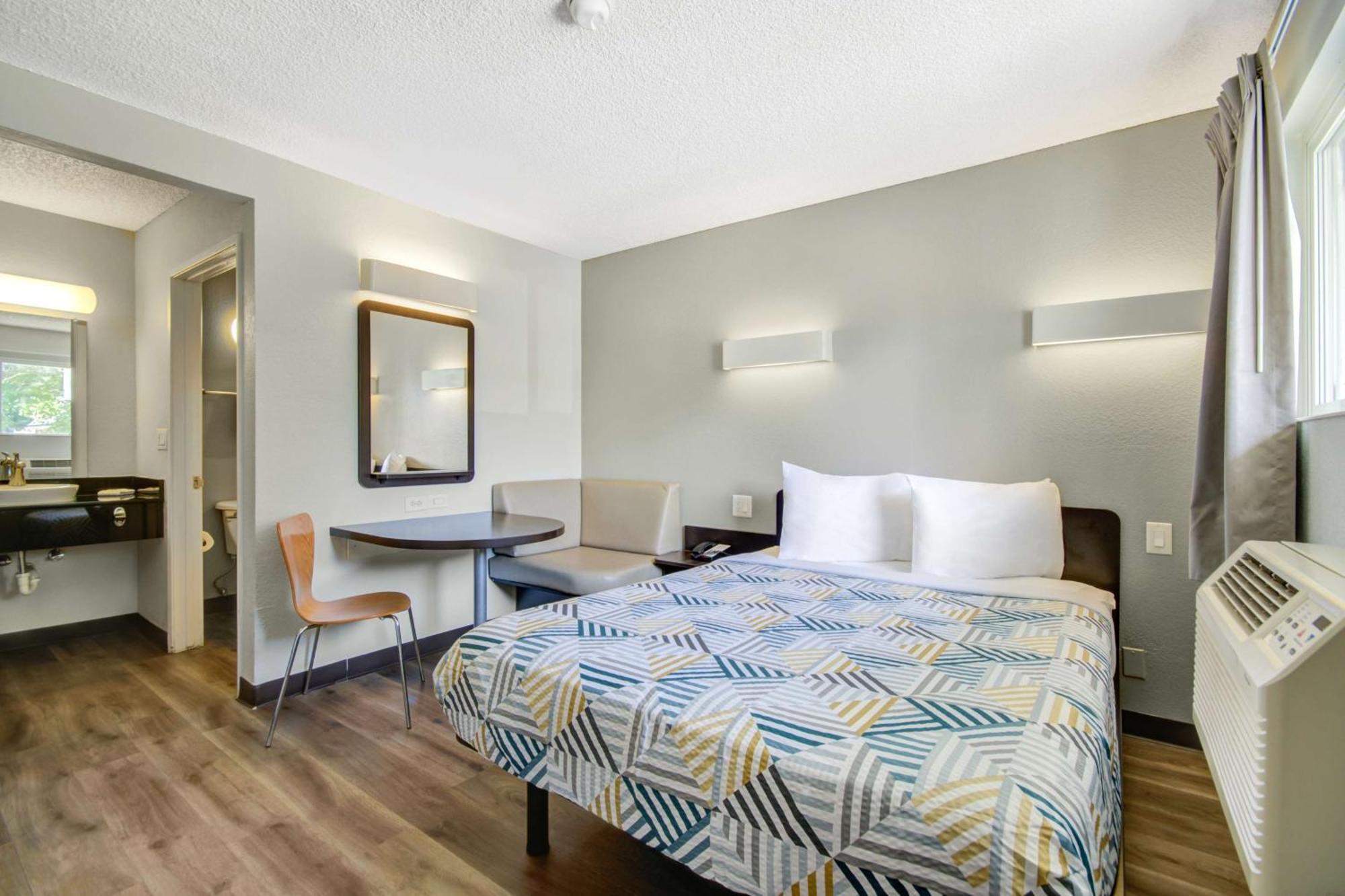 Hotel 6-san Jose, Ca - Airport San Jose