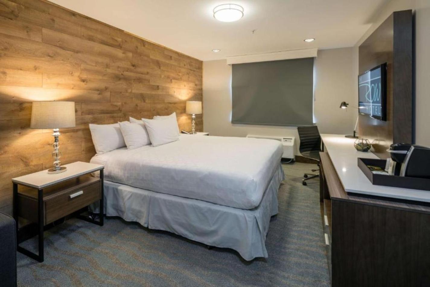 Hotel The Row Hotel; Bw Signature Collection 3*