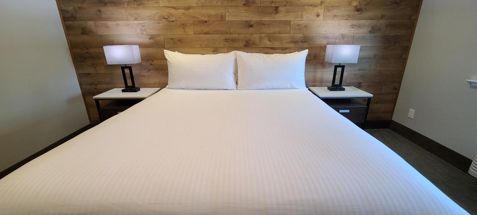 The Row Hotel; Bw Signature Collection